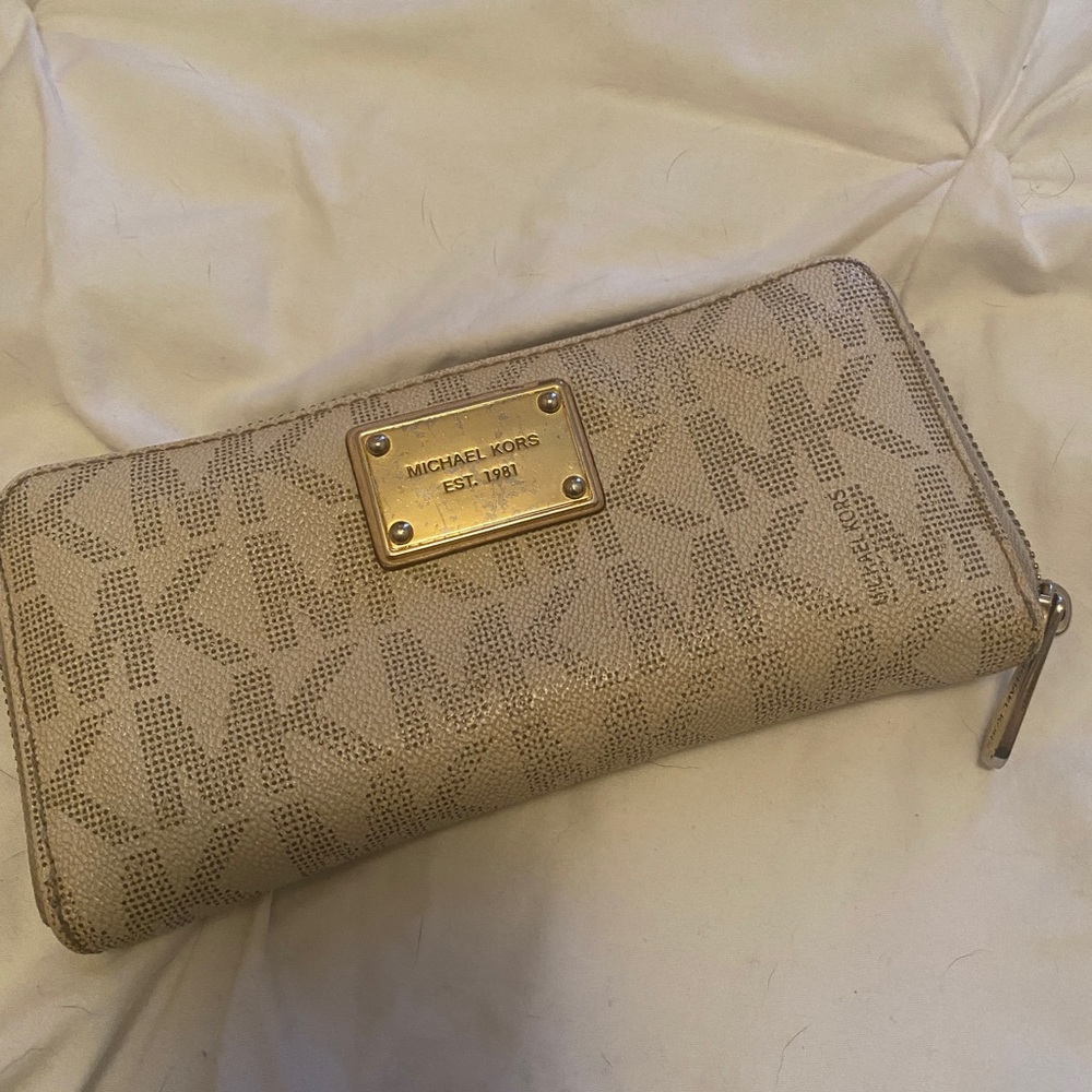 MK wallet